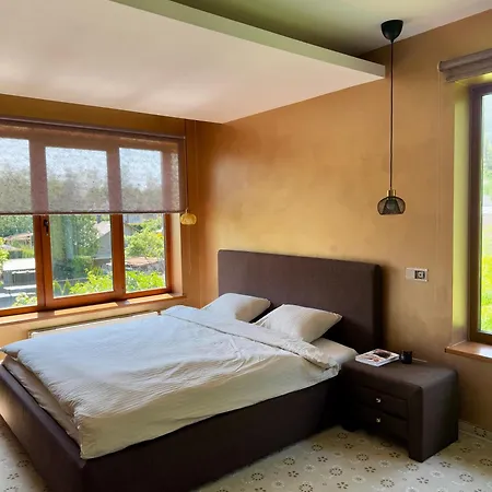 Апартаменты Modern 2br With Spacious Terrace